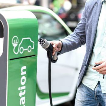 Super-fast charging for electric vehicles
