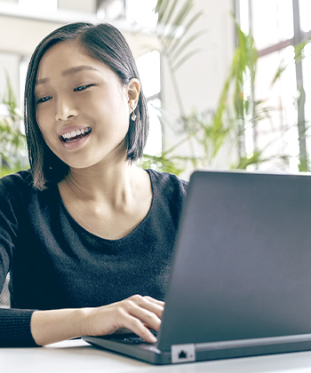 woman working on laptop